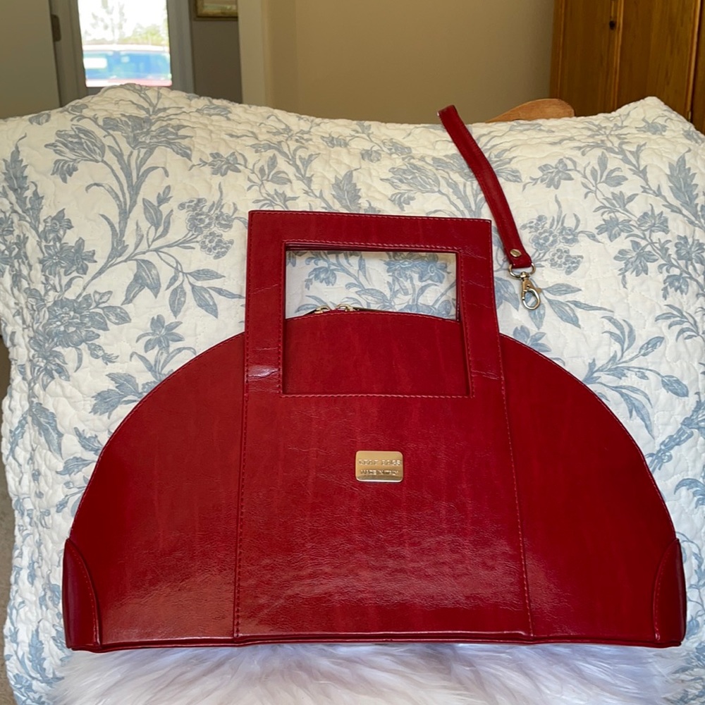 Leaf Bags Italian Leather Handbag/Crossbody, EUC